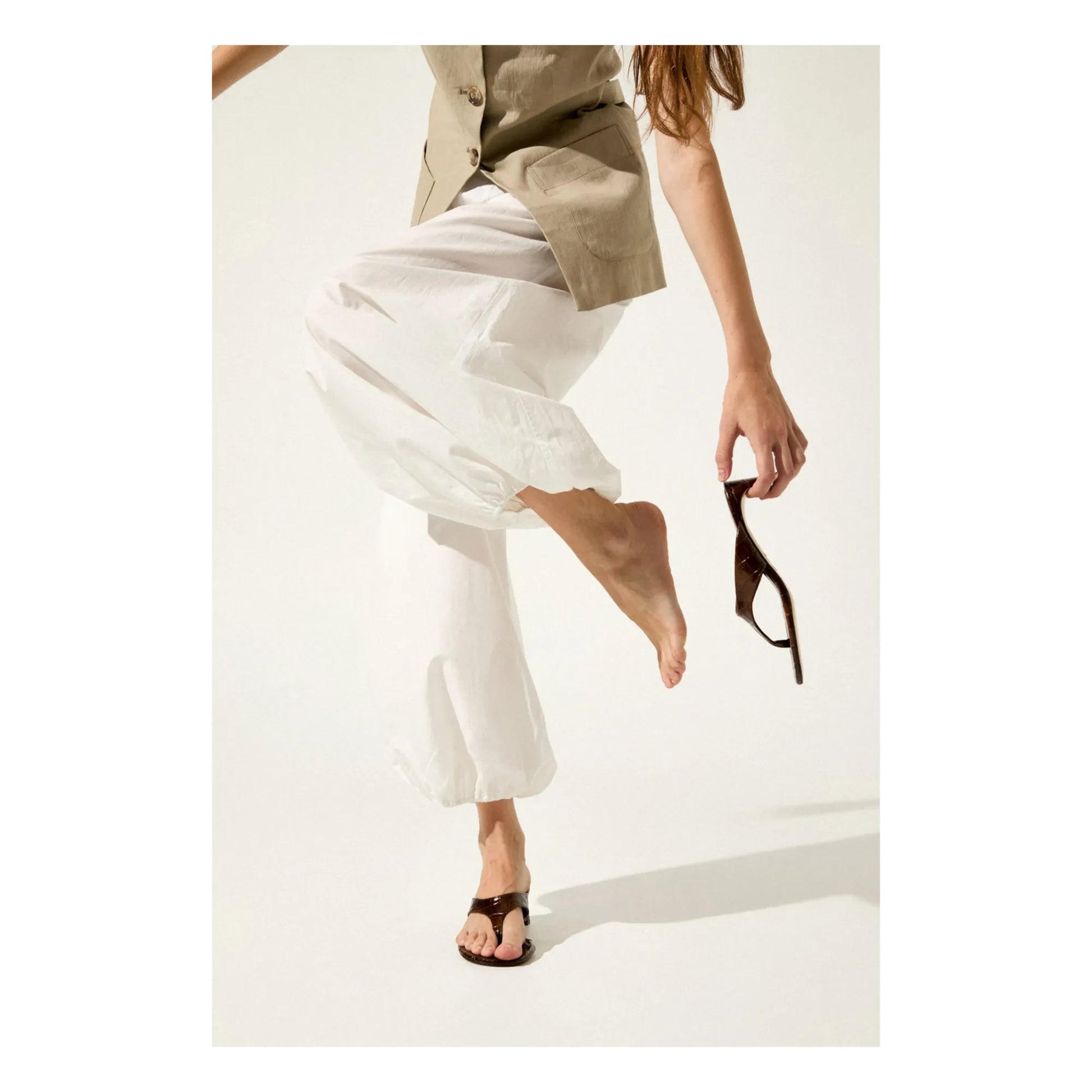 Augusta - Farah Crocodile Effect Sandals | Chocolate