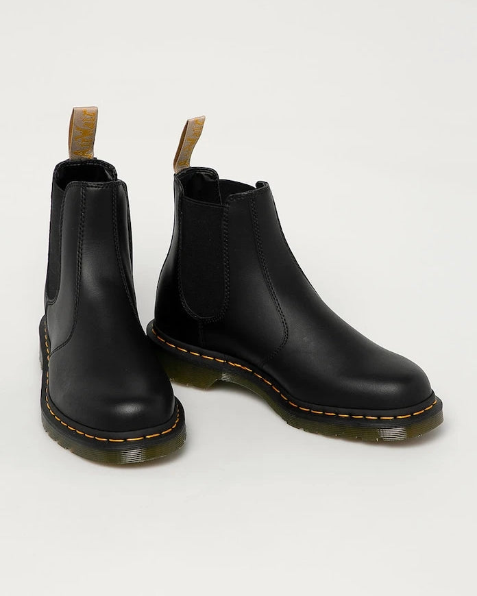 Dr. Martens - Vegan 2976 Chelsea Botlar