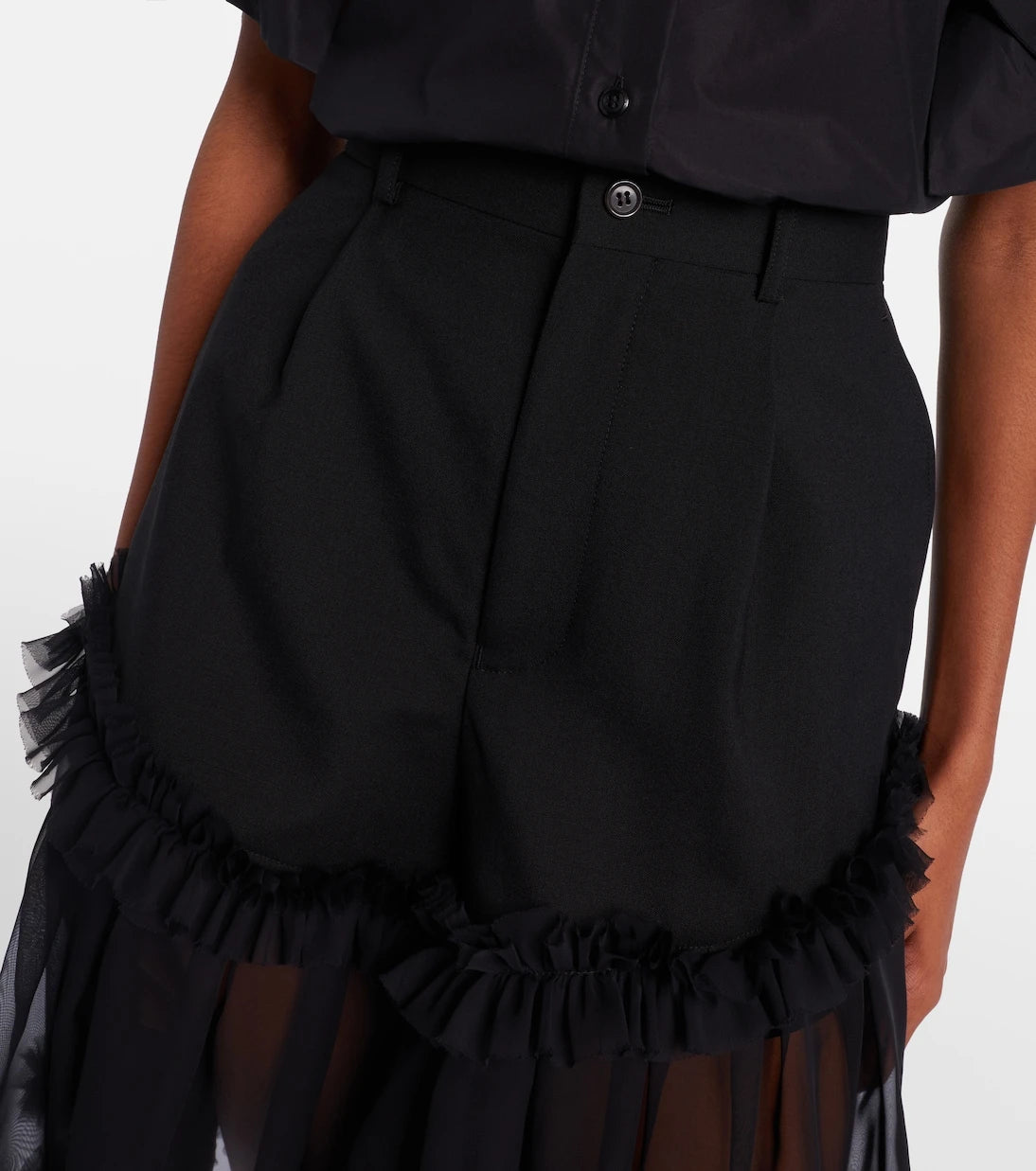 Noir Kei Ninomiya - Ruffled tulle and wool shorts