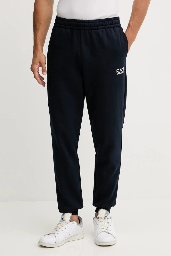 EA7 Emporio Armani pamuklu erkek eşofman takımı