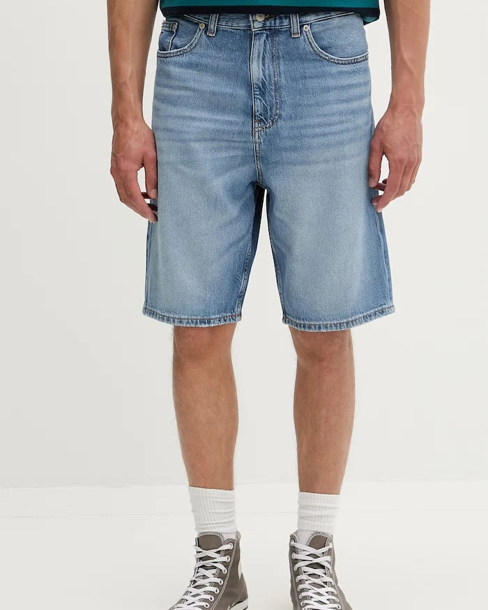 Tommy Jeans Erkek Denim Kısa Pantolon
