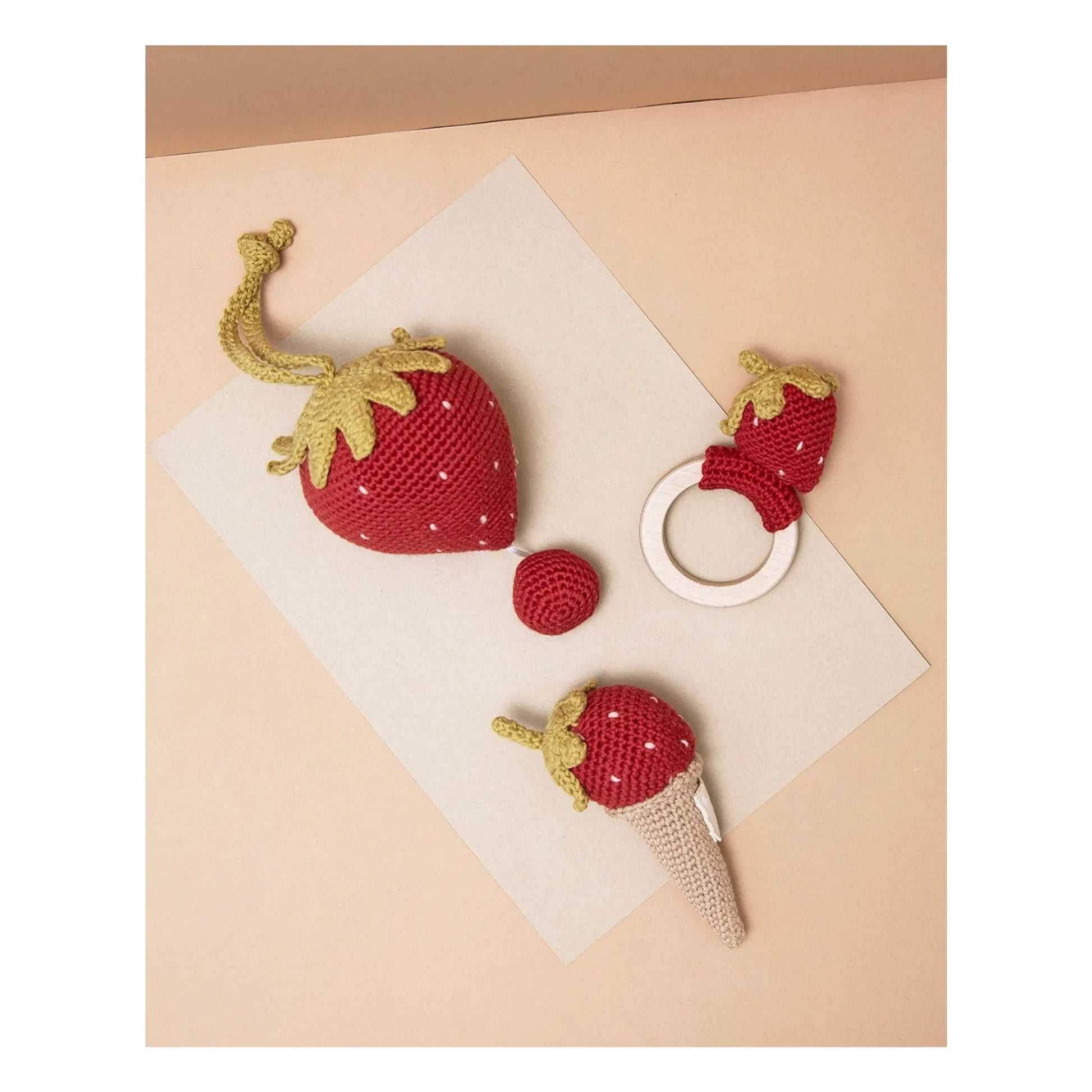 Patti Oslo - Teething ring Strawberry | Red