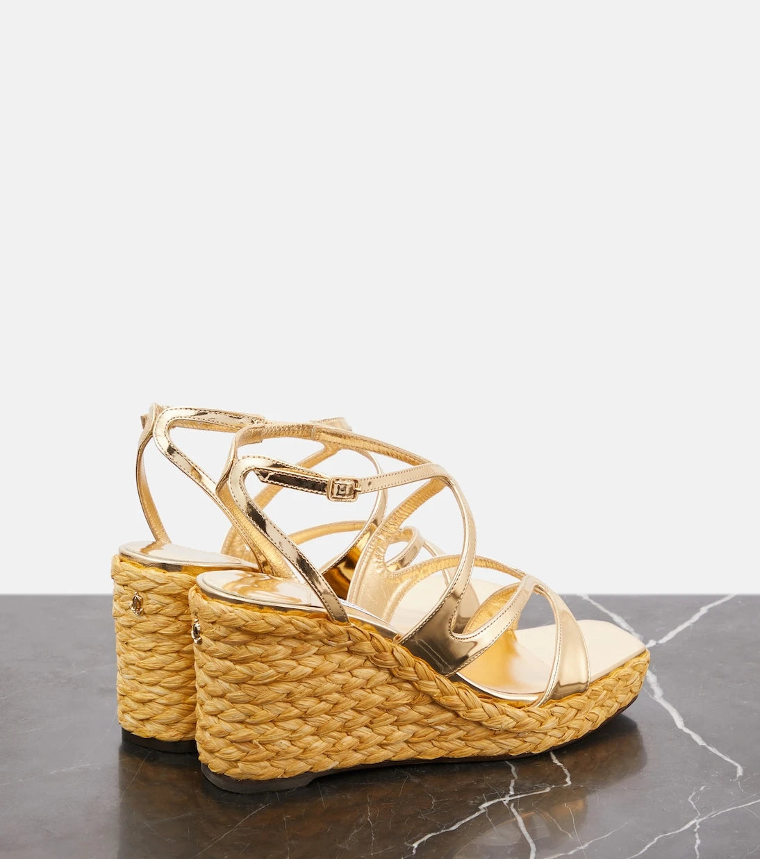 Jimmy Choo - أحذية إسبادريل بكعب ويدج Ayla من الجلد الميتاليك