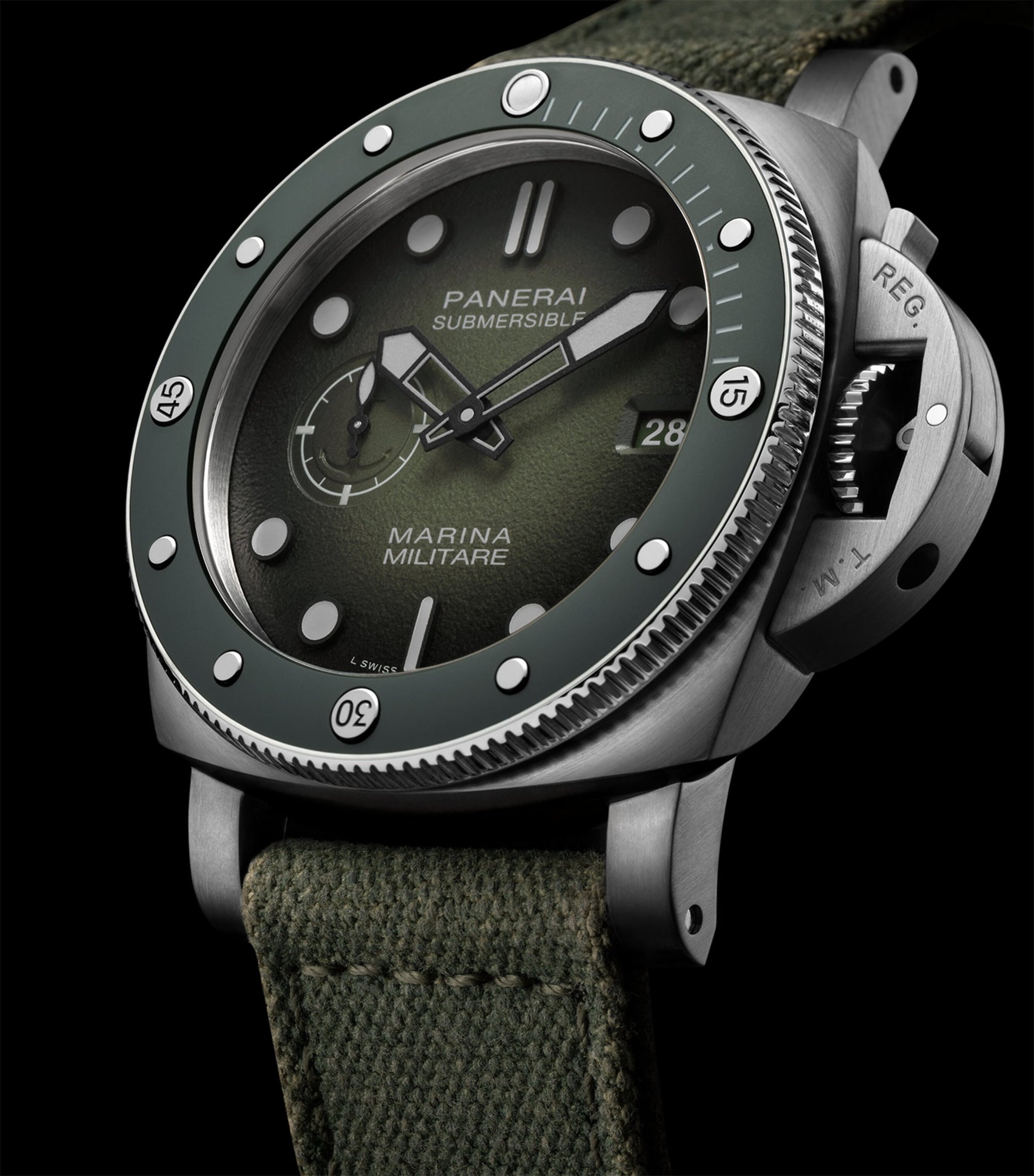 Stainless Steel Submersible Marina Militare Watch 44mm