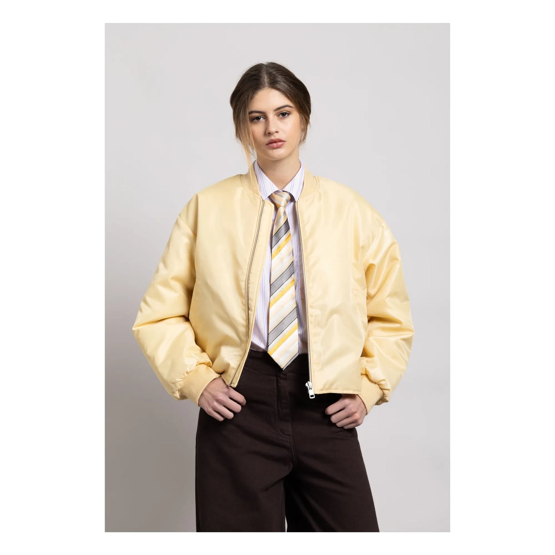 Smallable Woman - Bomber Court Solstice | Pale yellow