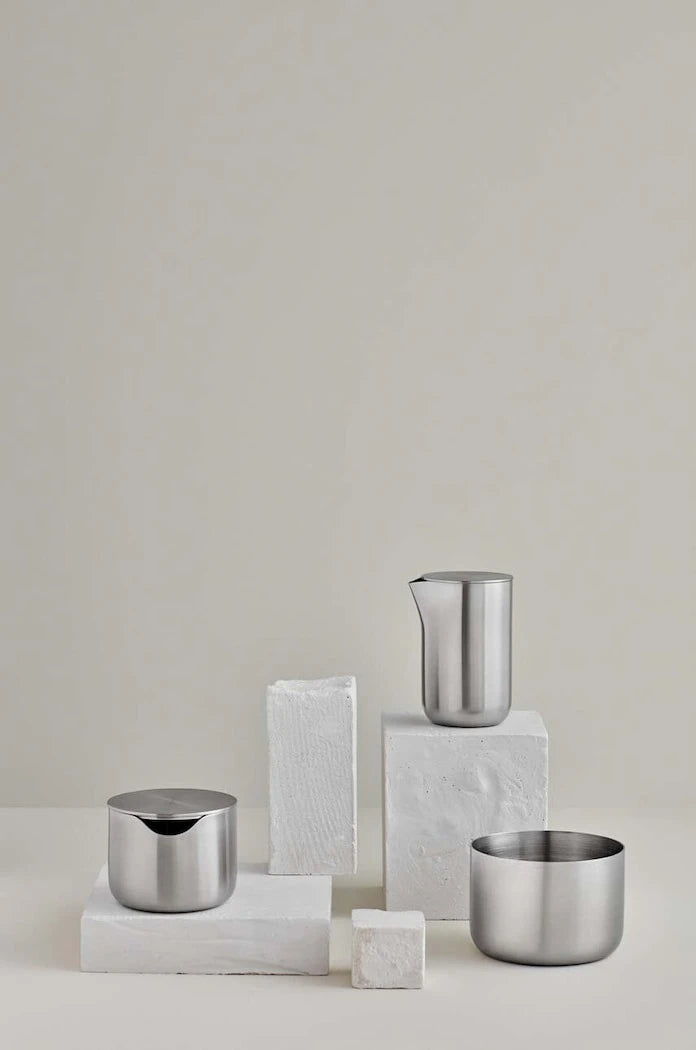 Кана за мляко Blomus Basic