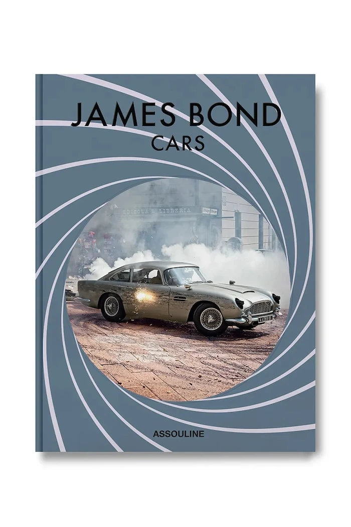 Chris Corbould imzalı Assouline James Bond Cars Kitabı, İngilizce