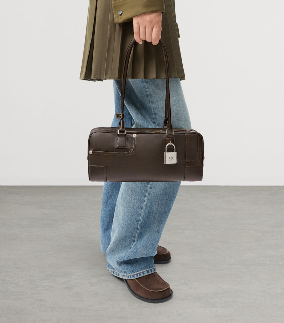 Calfskin Amazona 31 Panta Shoulder Bag