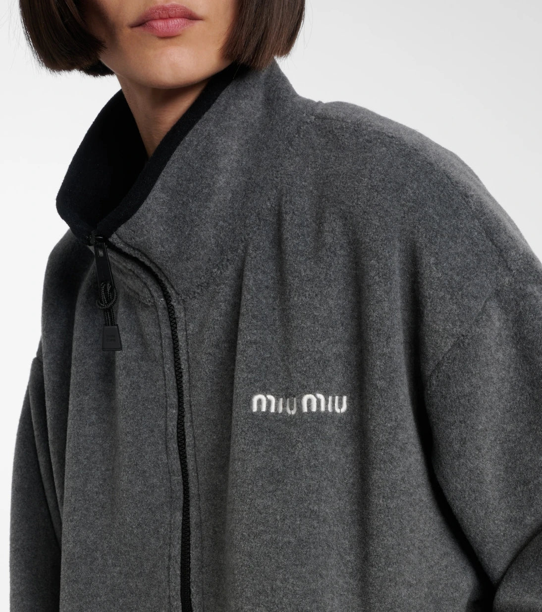 Miu Miu - سويت شيرت صوف لوغو كبير الحجم