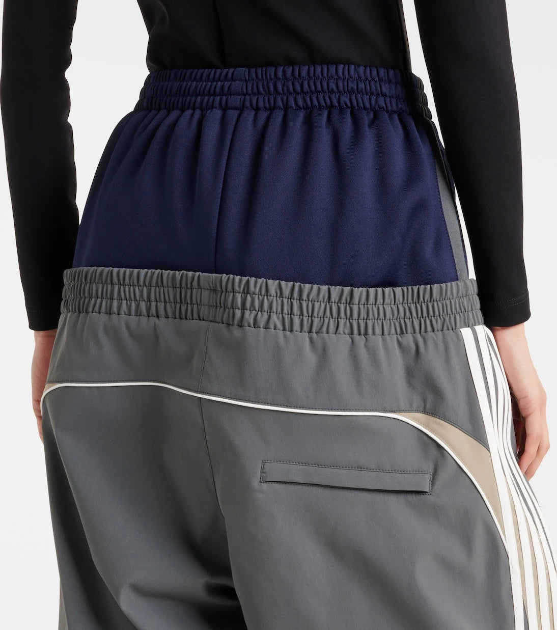 Balenciaga - بنطال رياضي مقطع الأجزاء