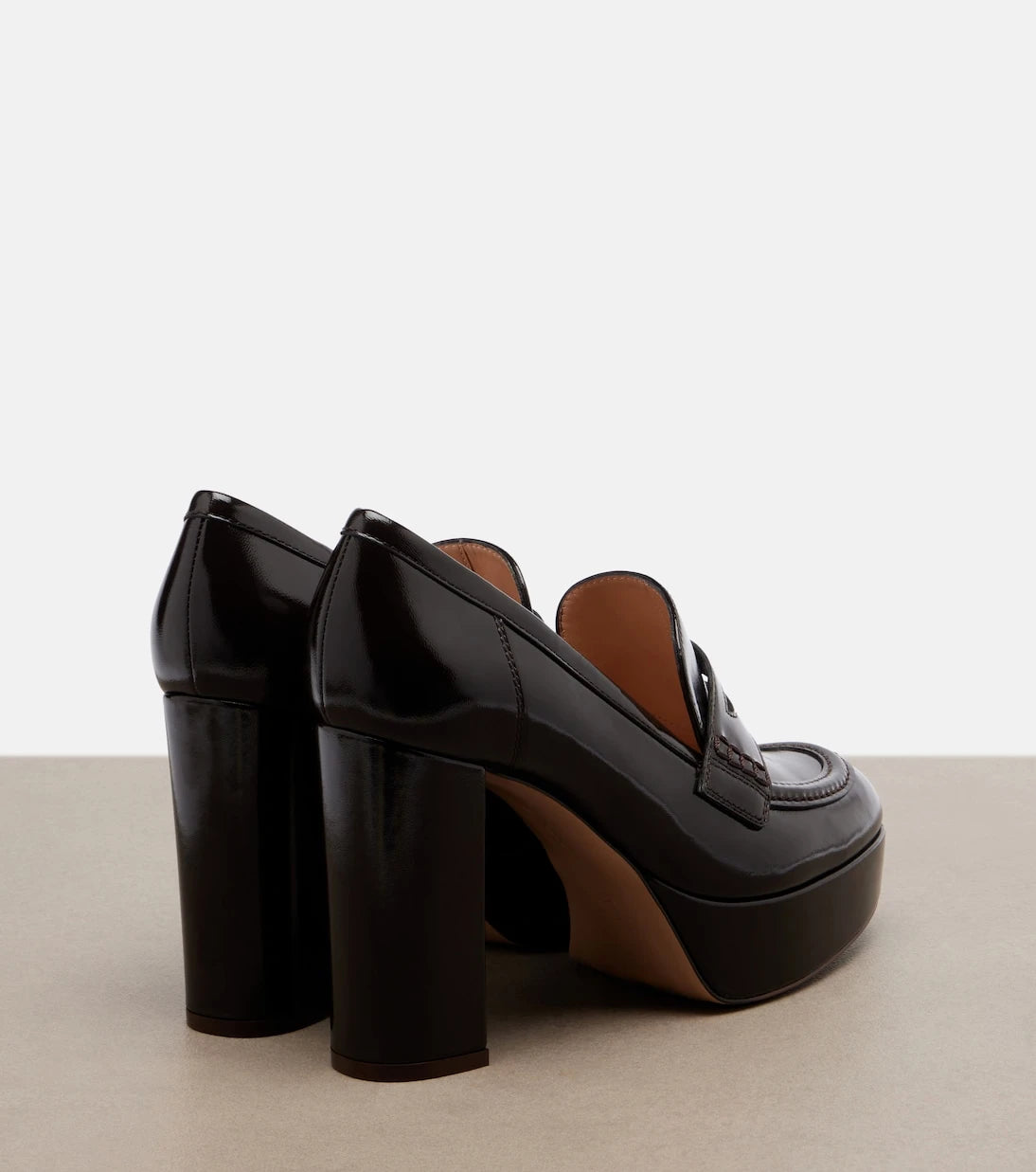 Gianvito Rossi - Patent leather loafer pumps