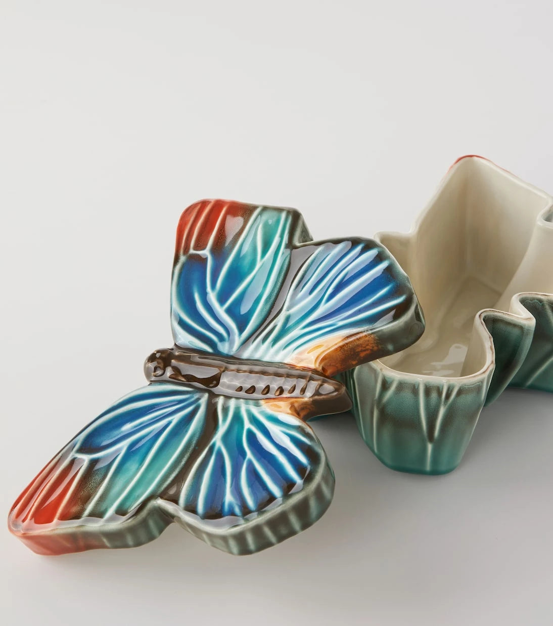 Bordallo Pinheiro - Cloudy Butterflies Large box by Claudia Schiffer
