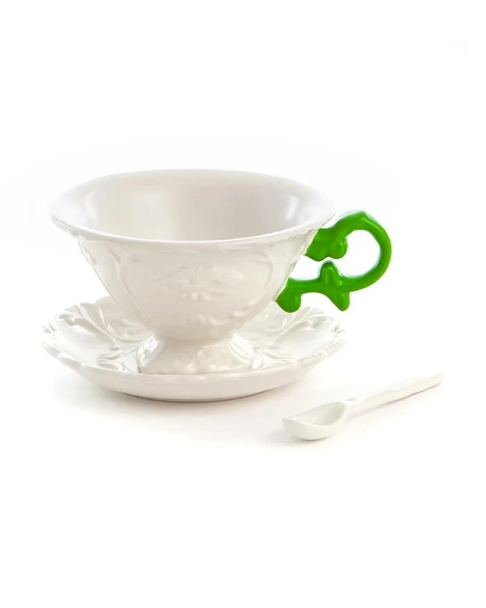 Seletti porselen fincan ve tabak