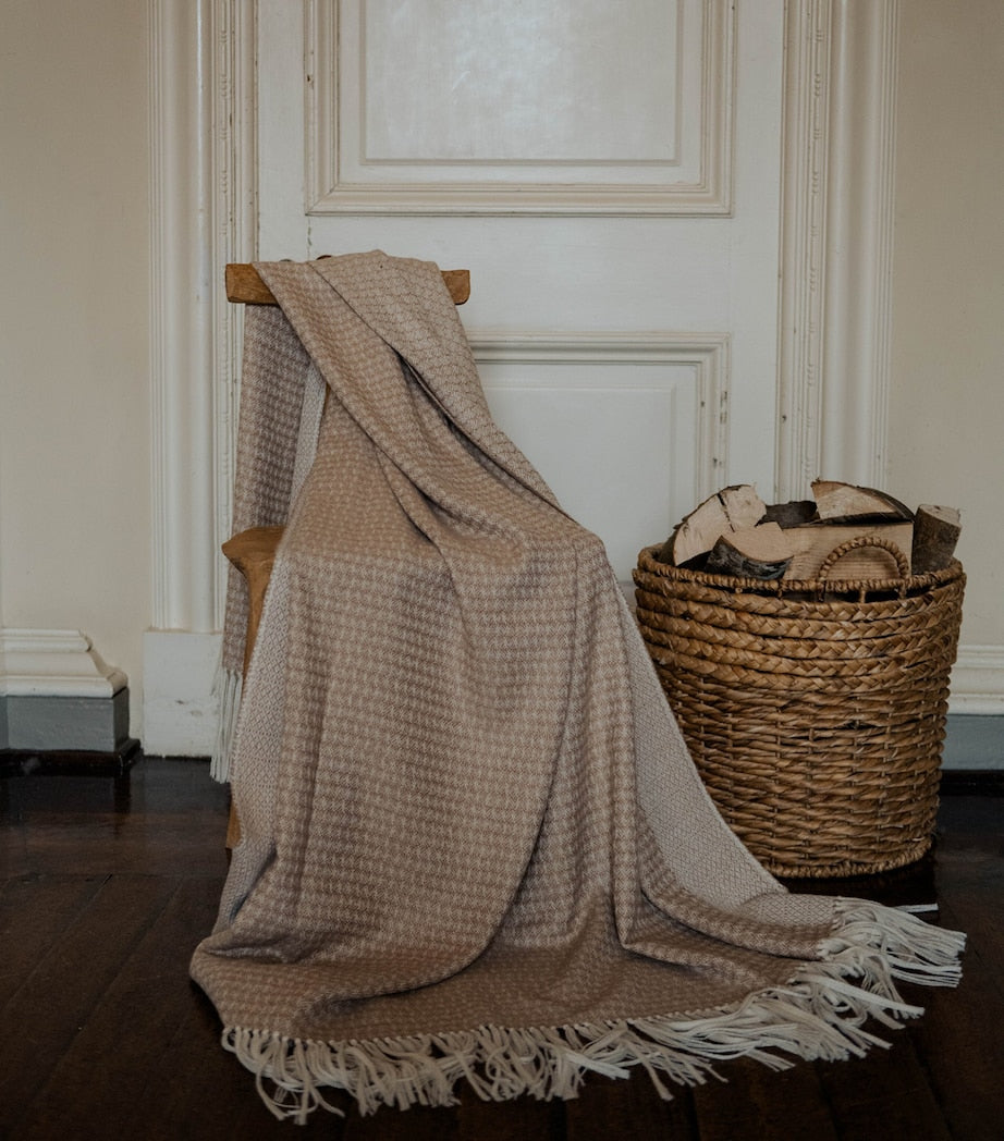 Araminta Campbell Alpaca-Blend Willow Throw (150cm x 230cm)