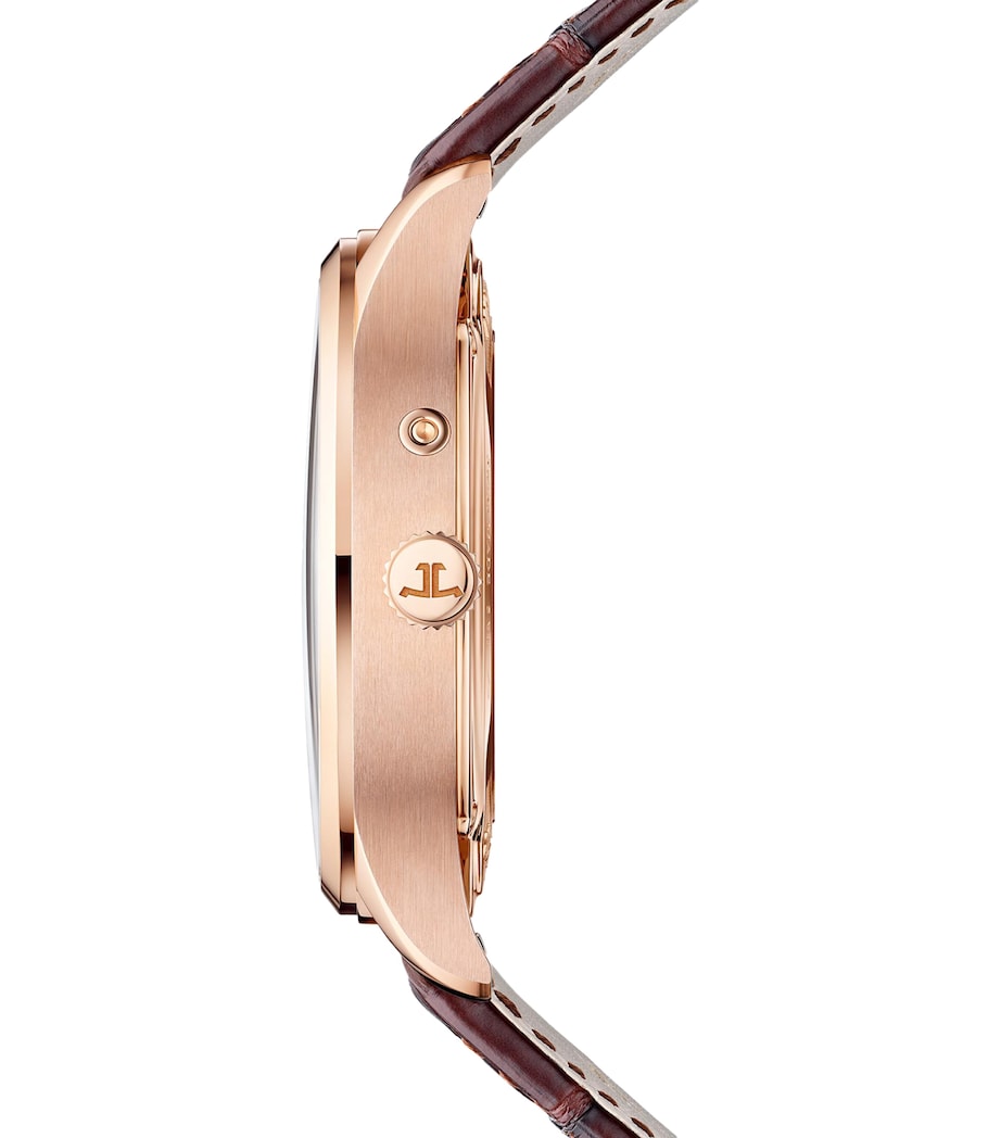 Rose Gold Master Control Geographic Watch 40mm