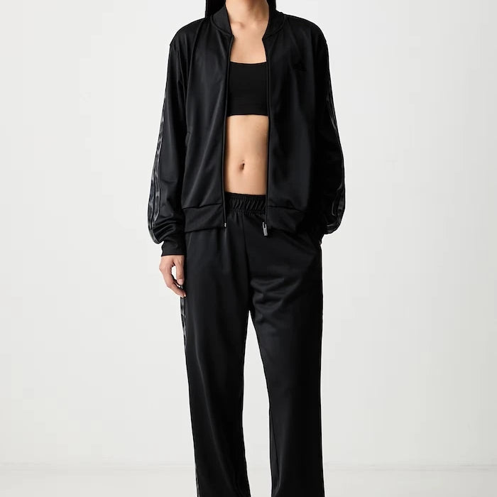 adidas kadın eşofman takımı Essentials