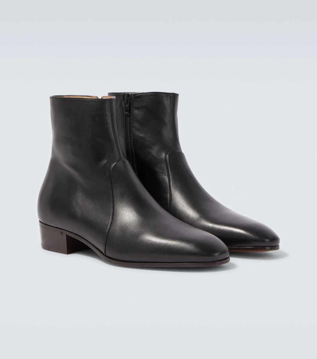 Valentino Garavani - VLogo leather ankle boots