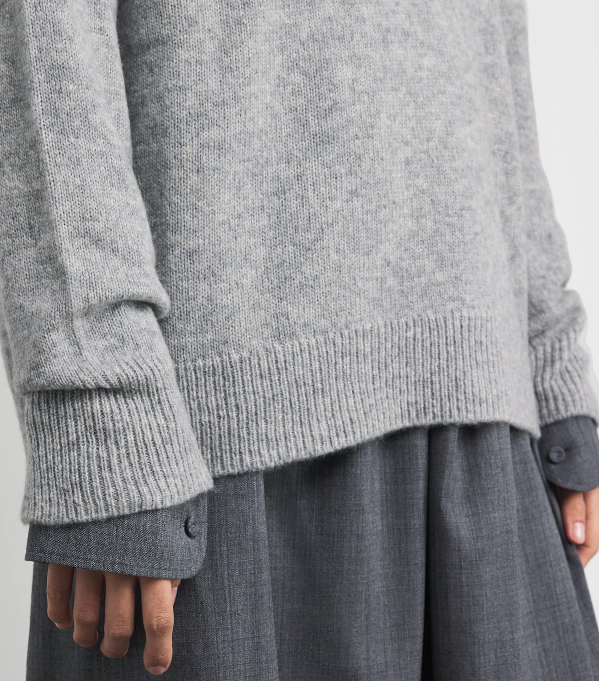 Iris Von Arnim Grey Cashmere-Silk Blenda Sweater