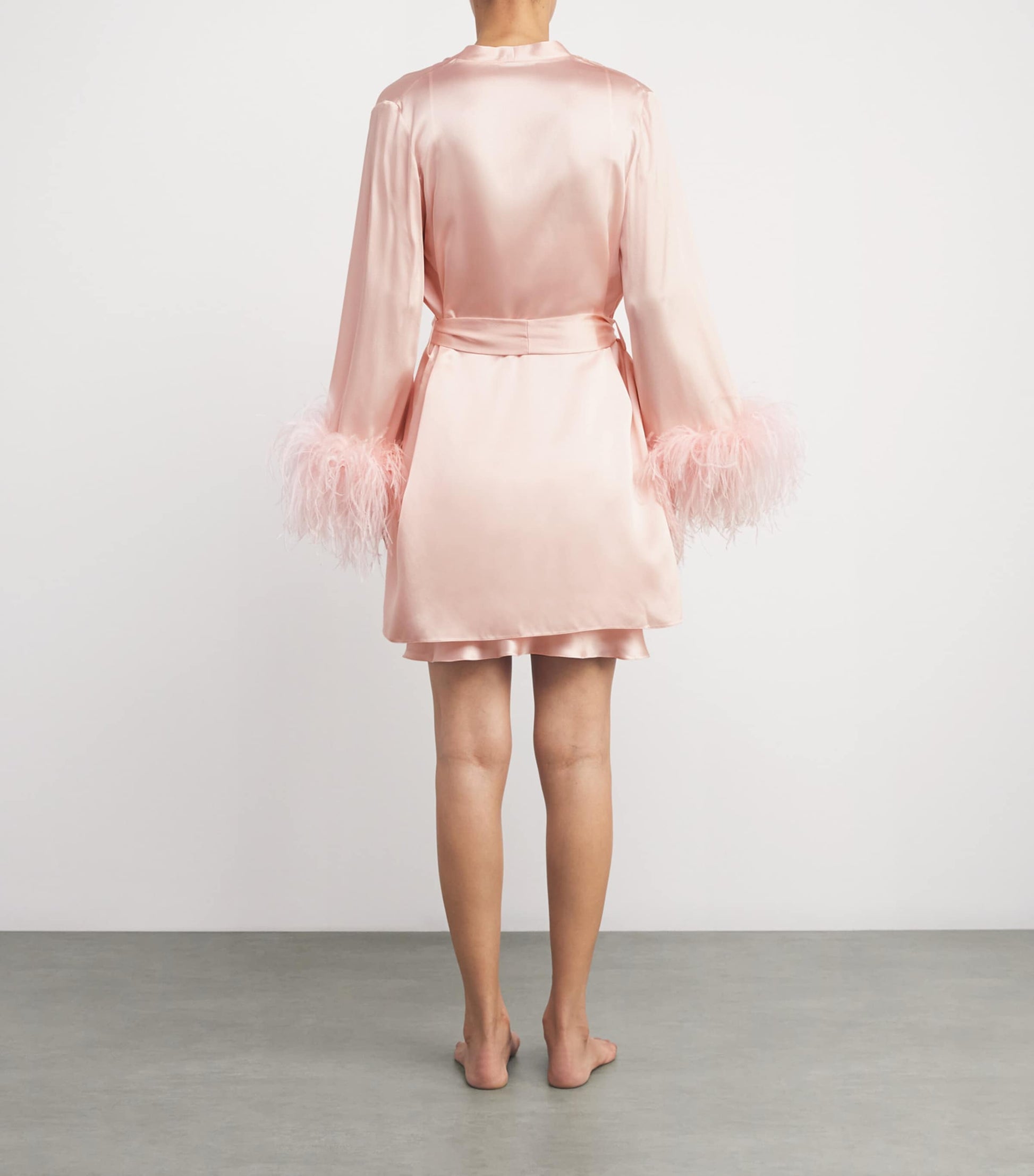 Gilda & Pearl Pink Silk-Ostrich Feather Short Robe