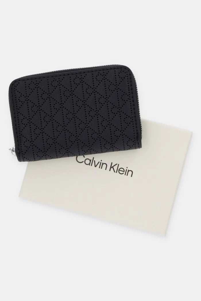 Calvin Klein дамски портфейл RFID от кожа