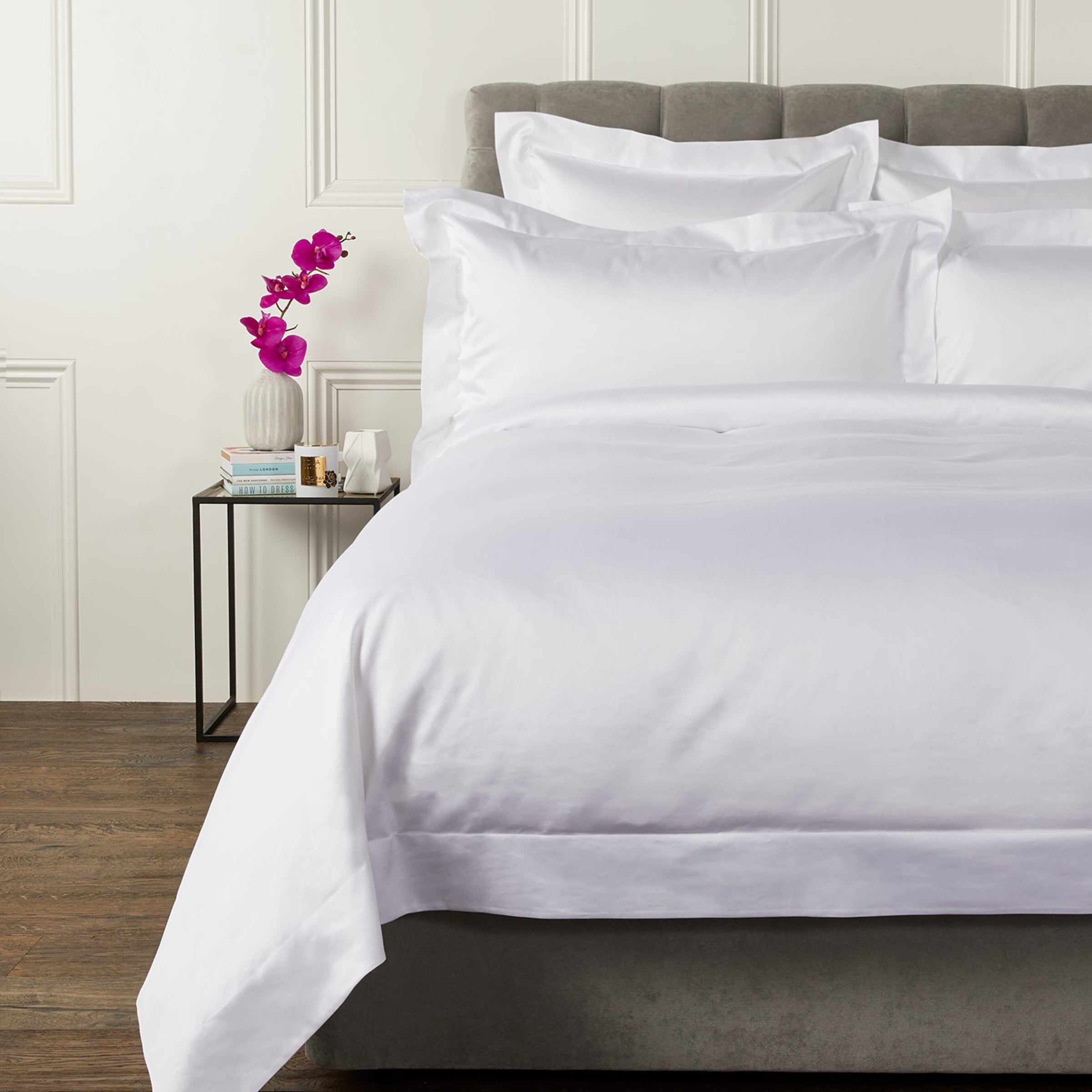 Capela Super King Duvet Cover (260cm x 220cm)