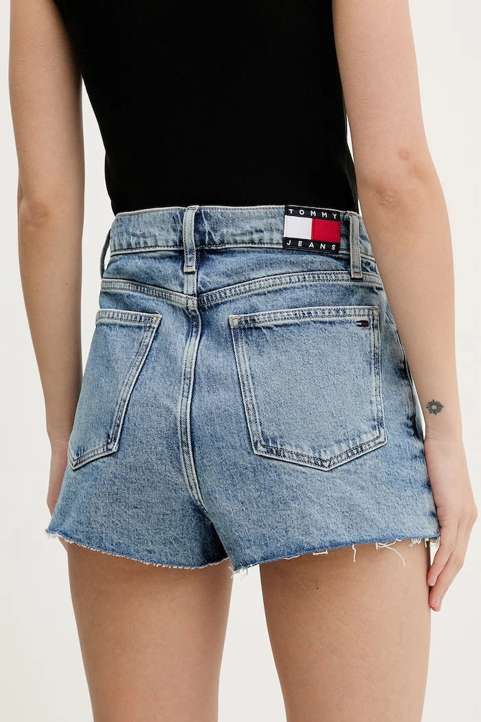 Tommy Jeans къс панталон дамски от деним