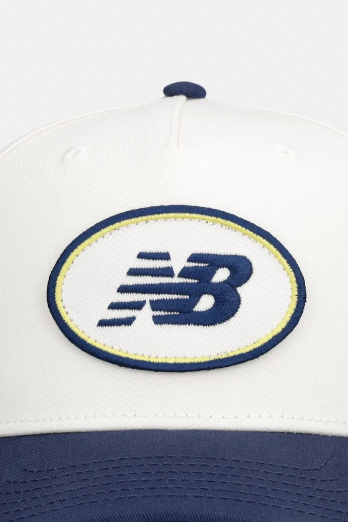 New Balance шапка с козирка от памук