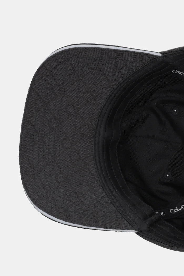 Шапка с козирка Calvin Klein