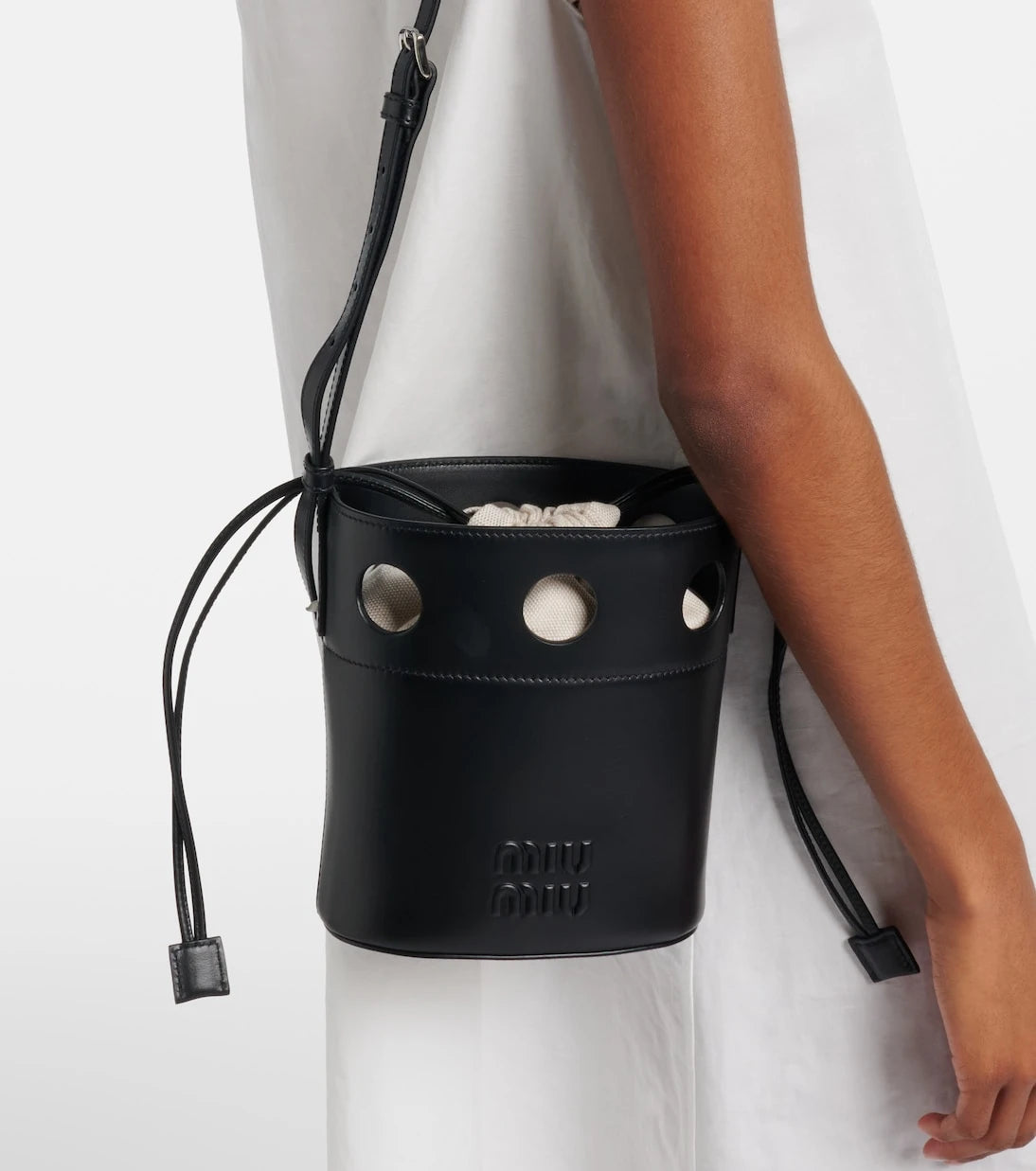 Miu Miu - Leather bucket bag