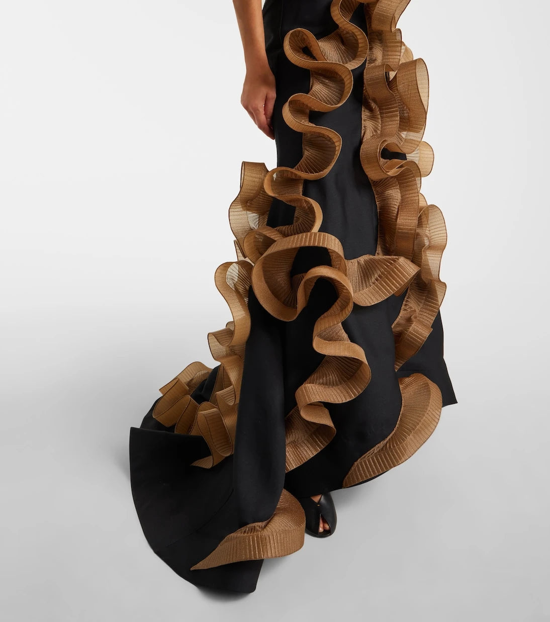 Maticevski - Explode ruffled wool and silk gown