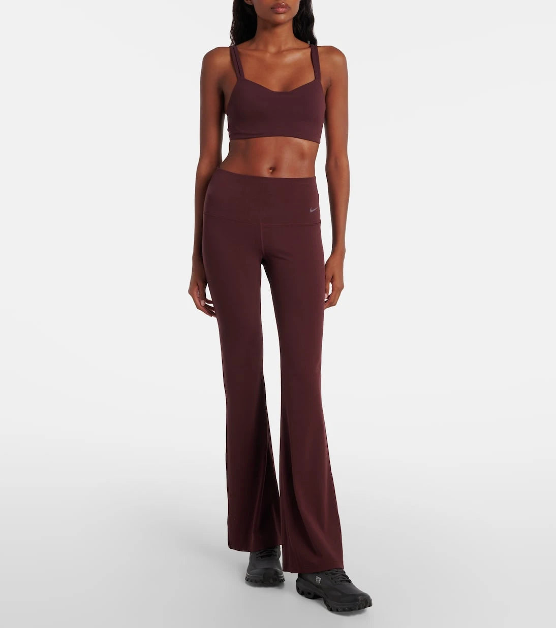 Nike - Nike Zenvy flared leggings