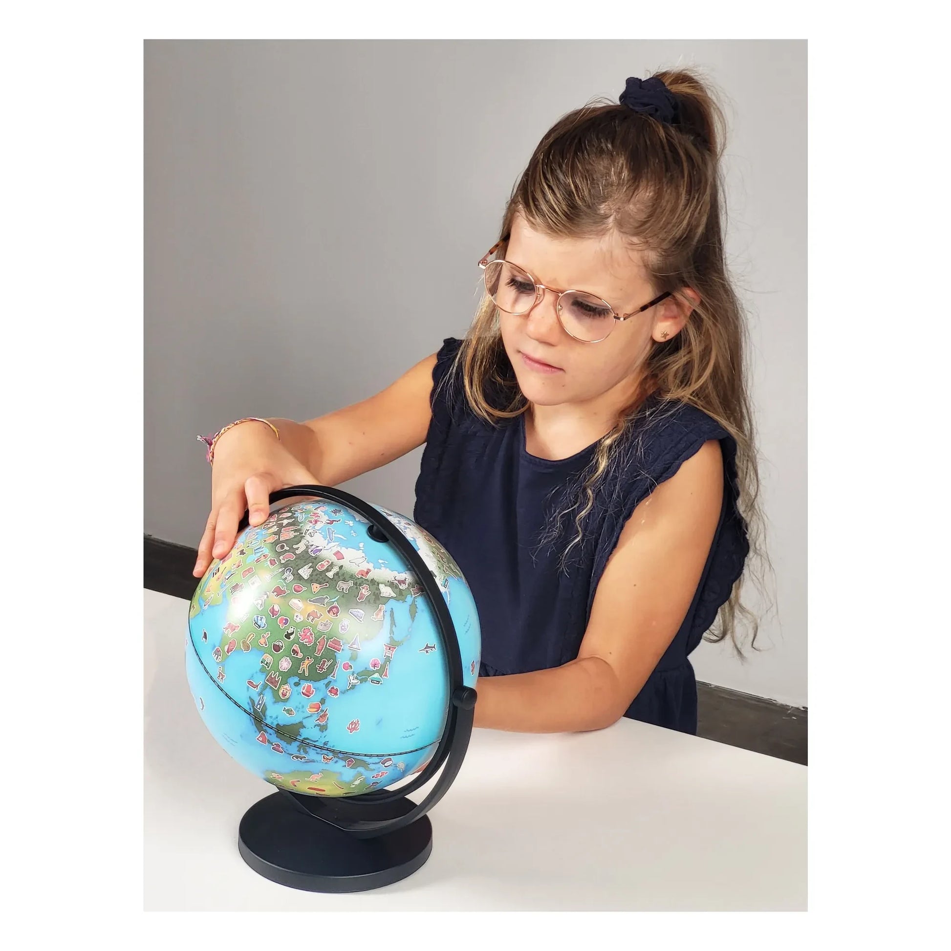 Buki - Junior Globe