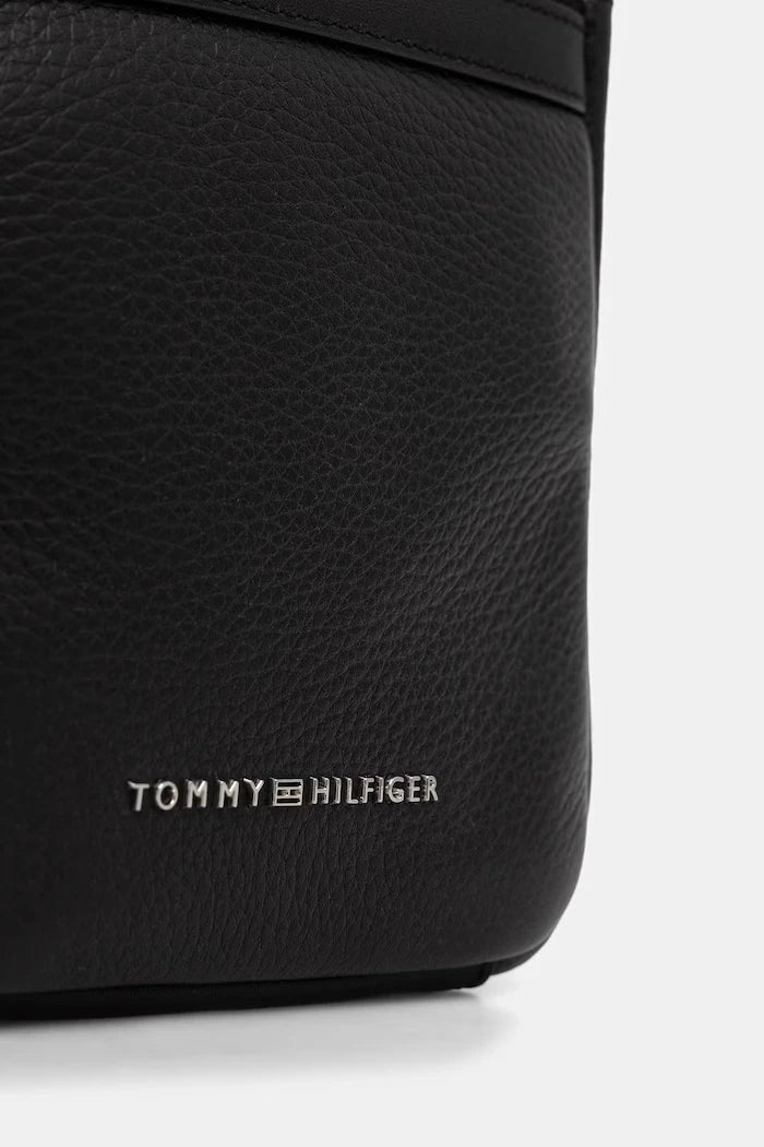 Tommy Hilfiger erkek deri omuz çantası