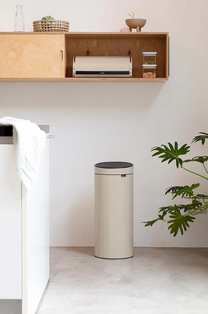 Кошче за боклук Brabantia Touch Bin New 30 L