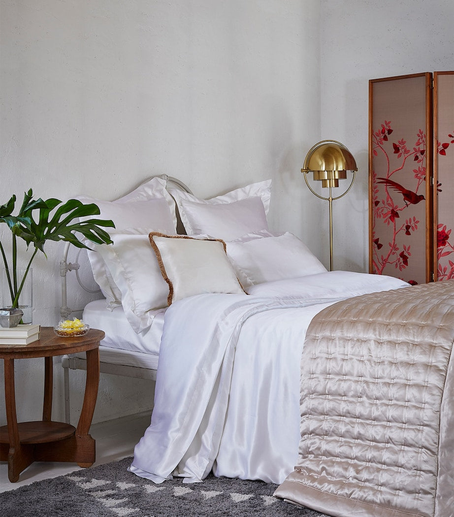 Silk Super King Flat Sheet (280cm x 310cm)