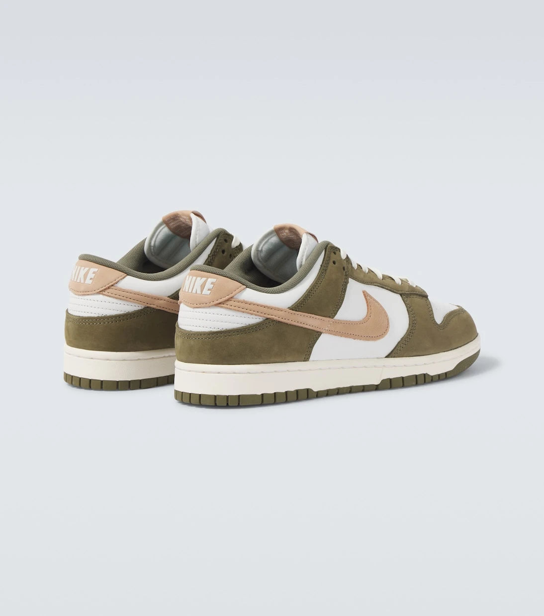 Nike - Dunk Low Retro leather sneakers
