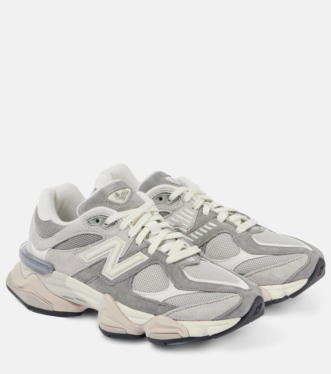 New Balance - أحذية رياضية 9060 مزينة بالجلد المدبوغ