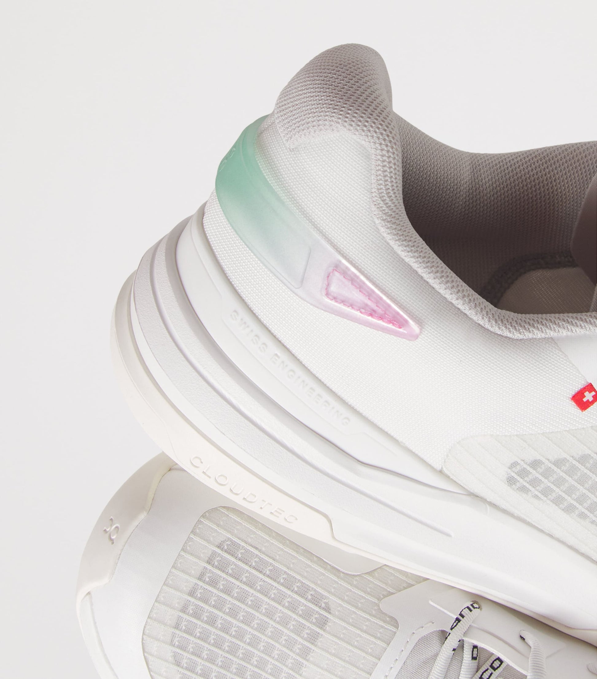 THE ROGER Advantage Z5 Trainers