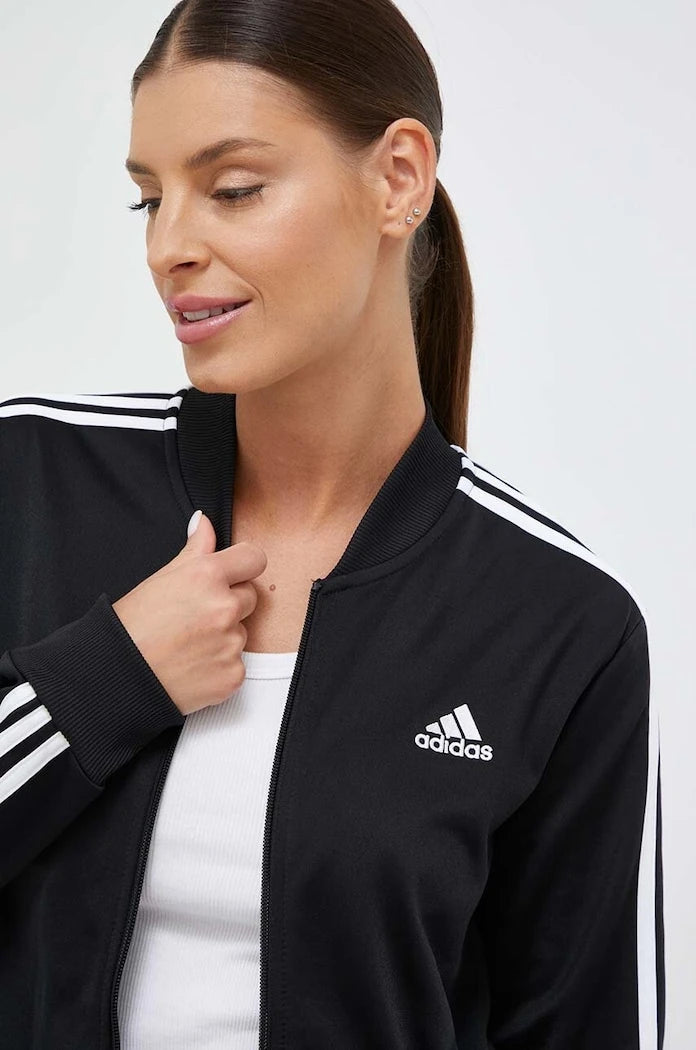 Спортен комплект adidas