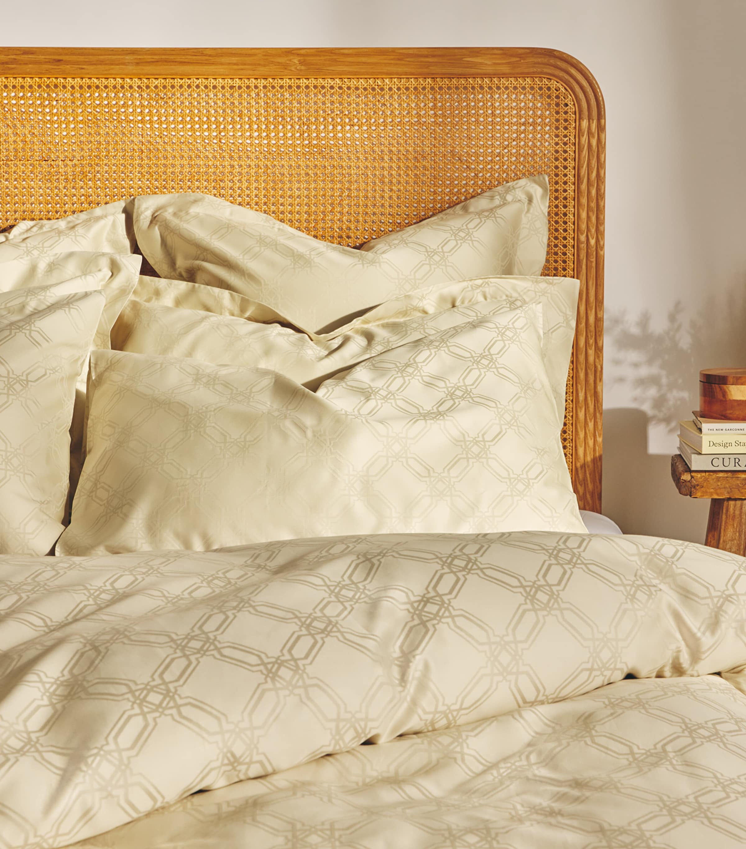 Halsey King Duvet Cover Set (230cm x 220cm)