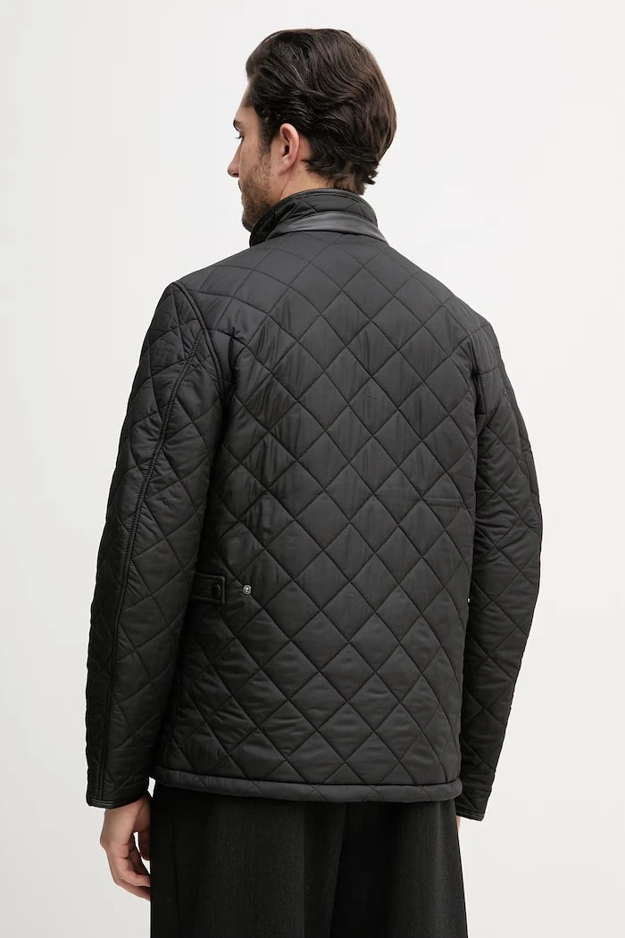 Яке Barbour Powell