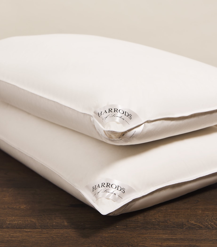 Soft 90% Hungarian Goose Down Pillow (50cm x 75cm)