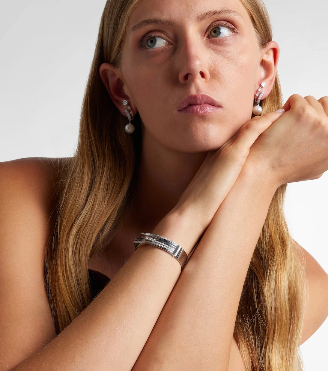 Repossi - Antifer 18kt white gold cuff bracelet with diamonds