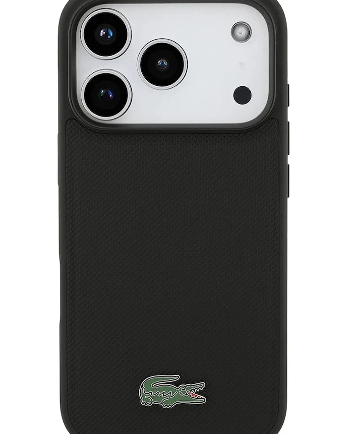 Lacoste MagSafe iPhone 17 Pro için entegre manyetik halkalı telefon kılıfı