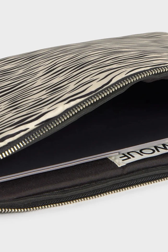 WOUF Zebra Hit 13"/14" Laptop Kılıfı