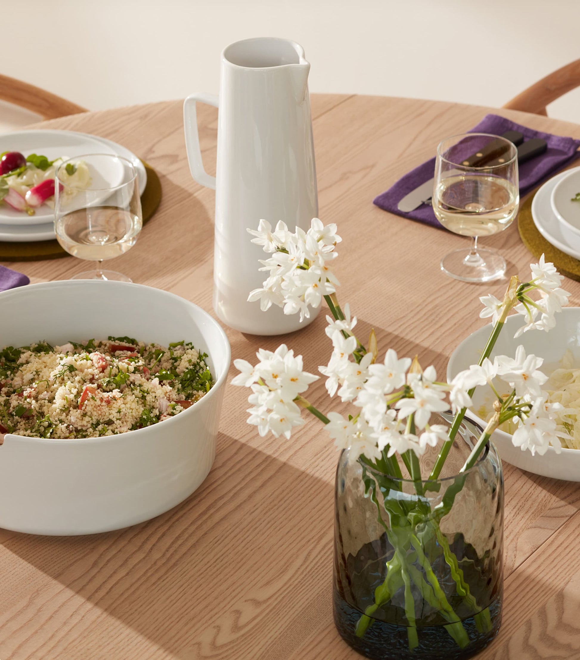 Porcelain Collective Salad Bowl and Servers (26cm)