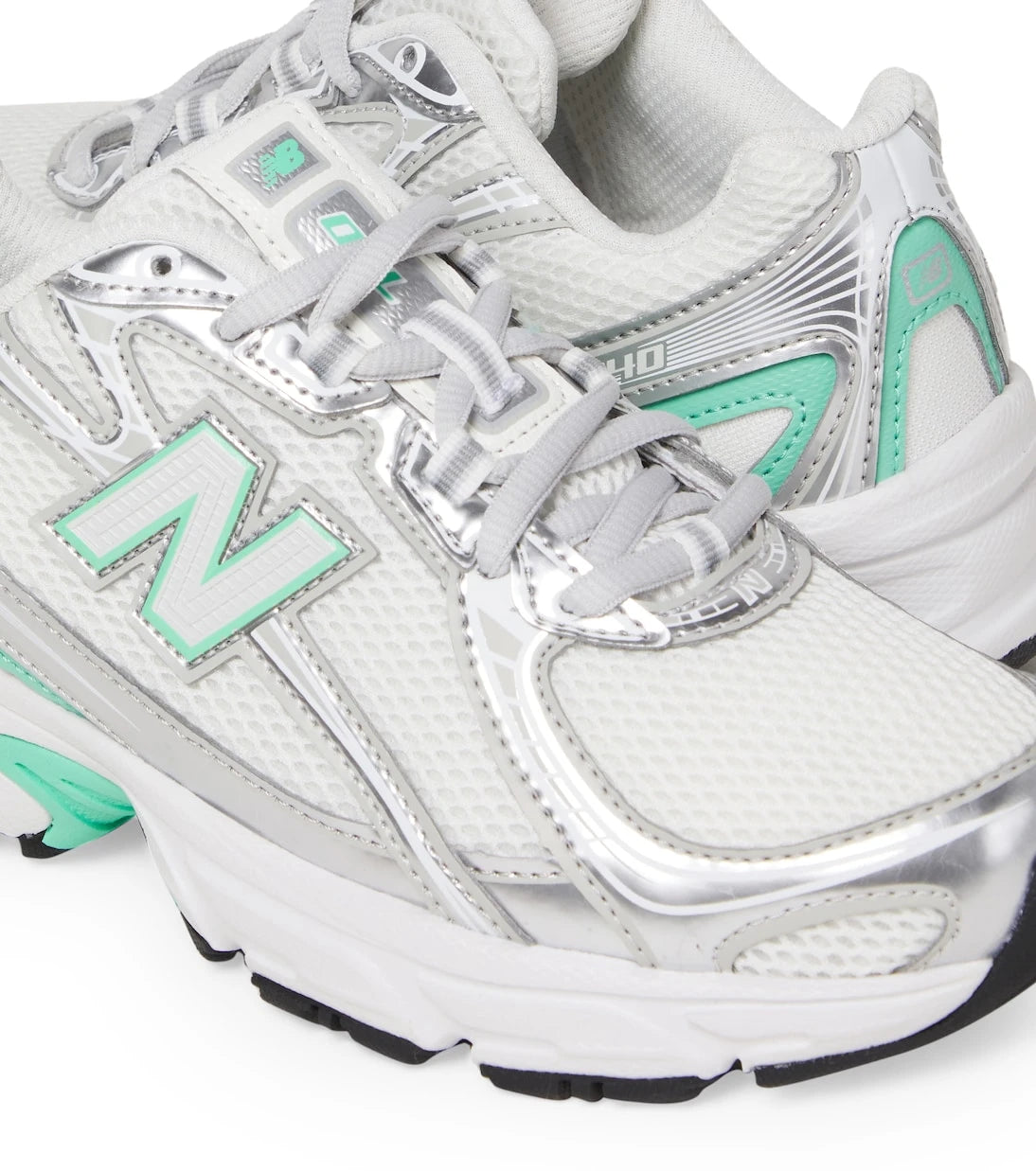 New Balance Kids - أحذية رياضية 740