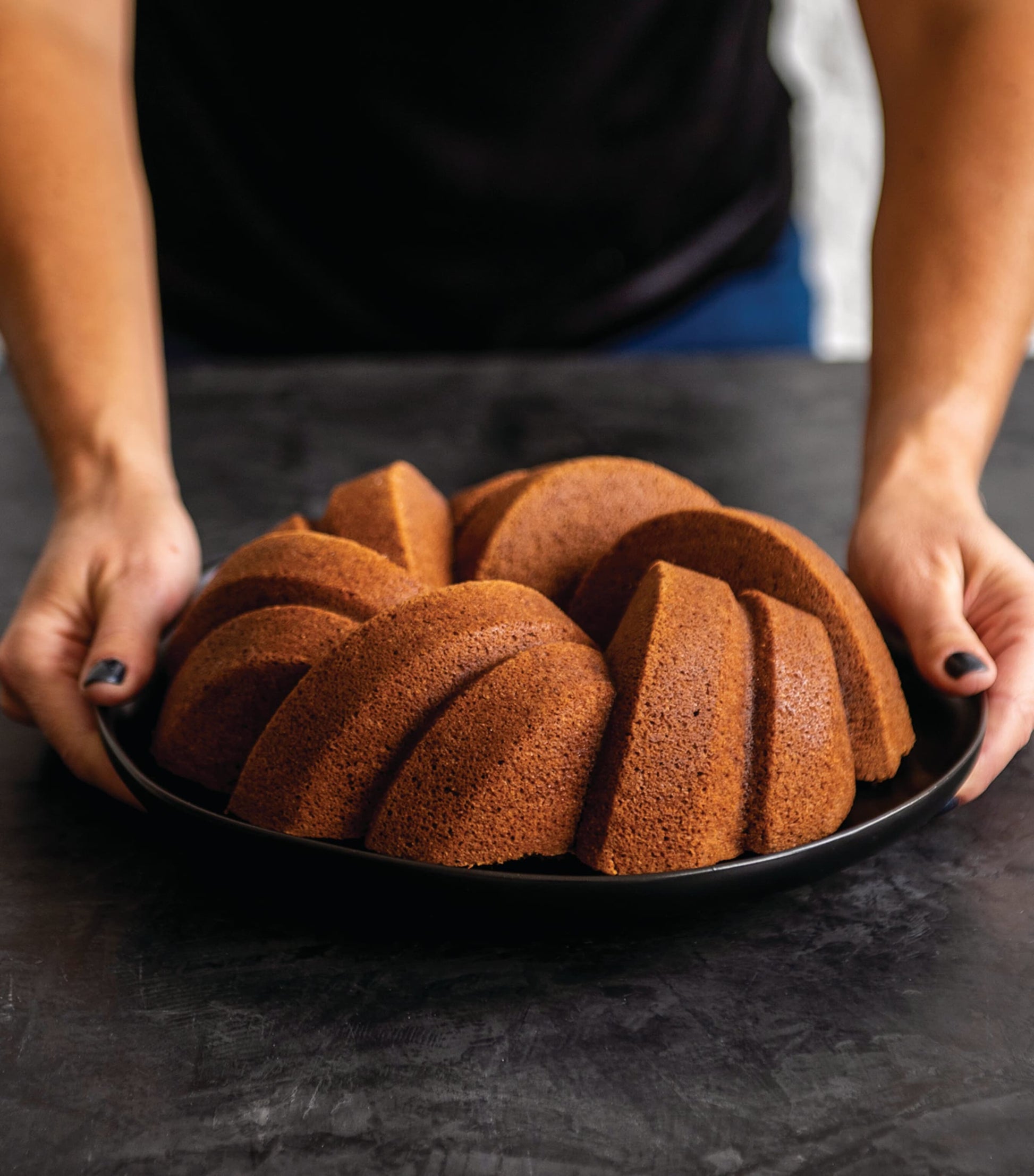 Nordic Ware 75th Anniversary Braided Bundt Pan (27cm)