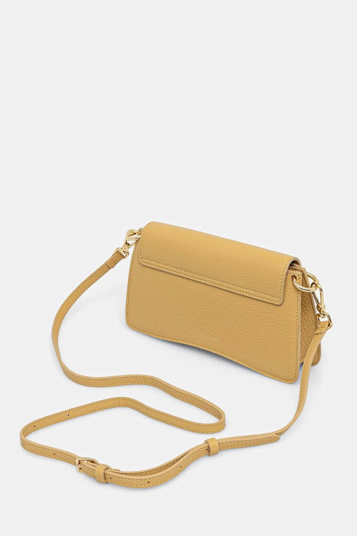 Coccinelle чанта crossbody дамска от кожа