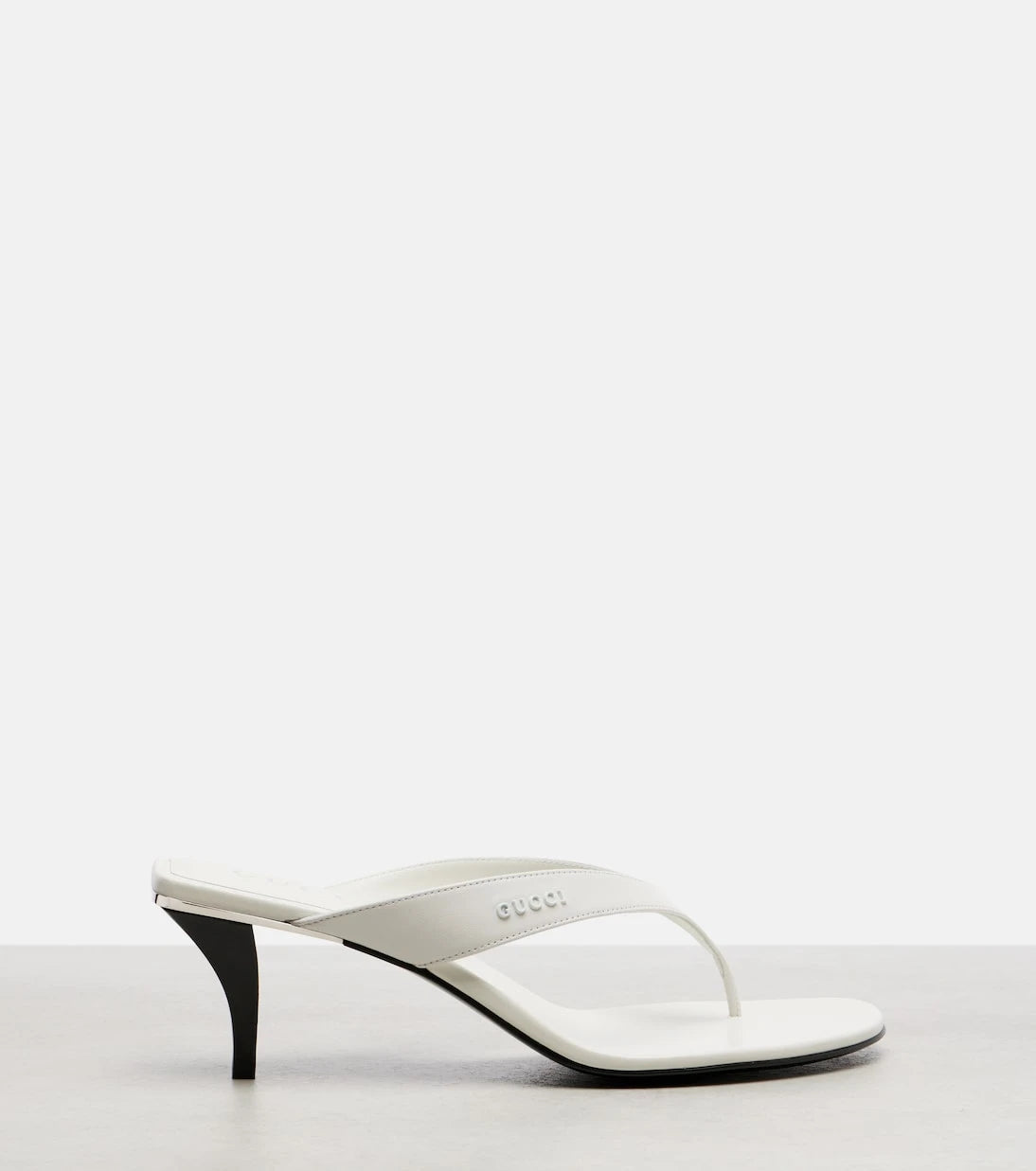 Gucci - Vittoria leather thong sandals